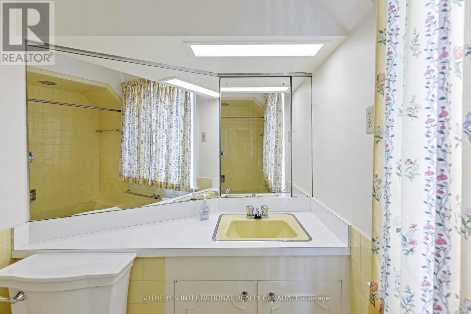 38 Edenbrook Hill, Toronto, Ontario  M9A 3Z6 - Photo 29 - W13174856