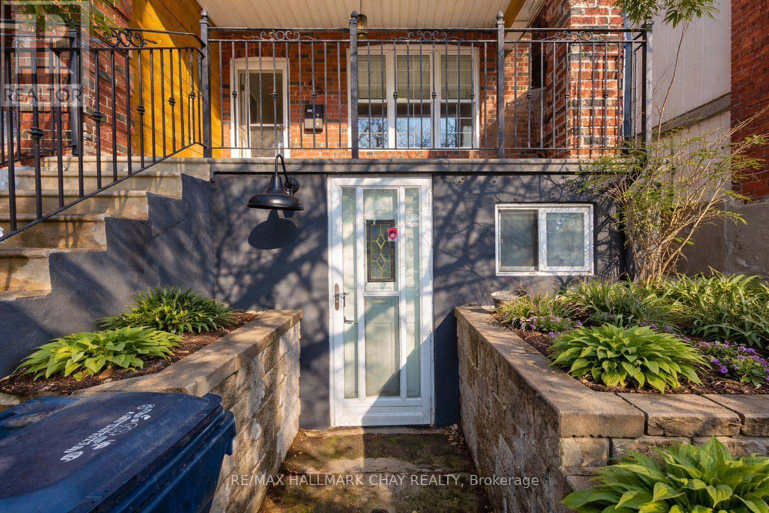 Lower - 45 Caledonia Road, Toronto, Ontario  M6E 4S3 - Photo 2 - W13174904