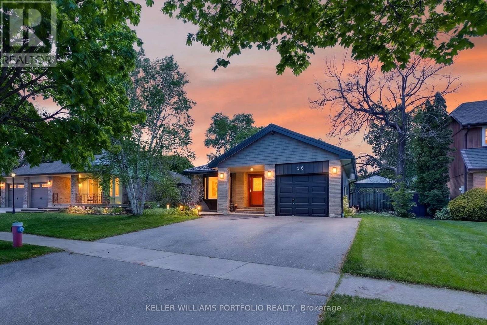 38 LAURELCREST STREET, Brampton, Ontario