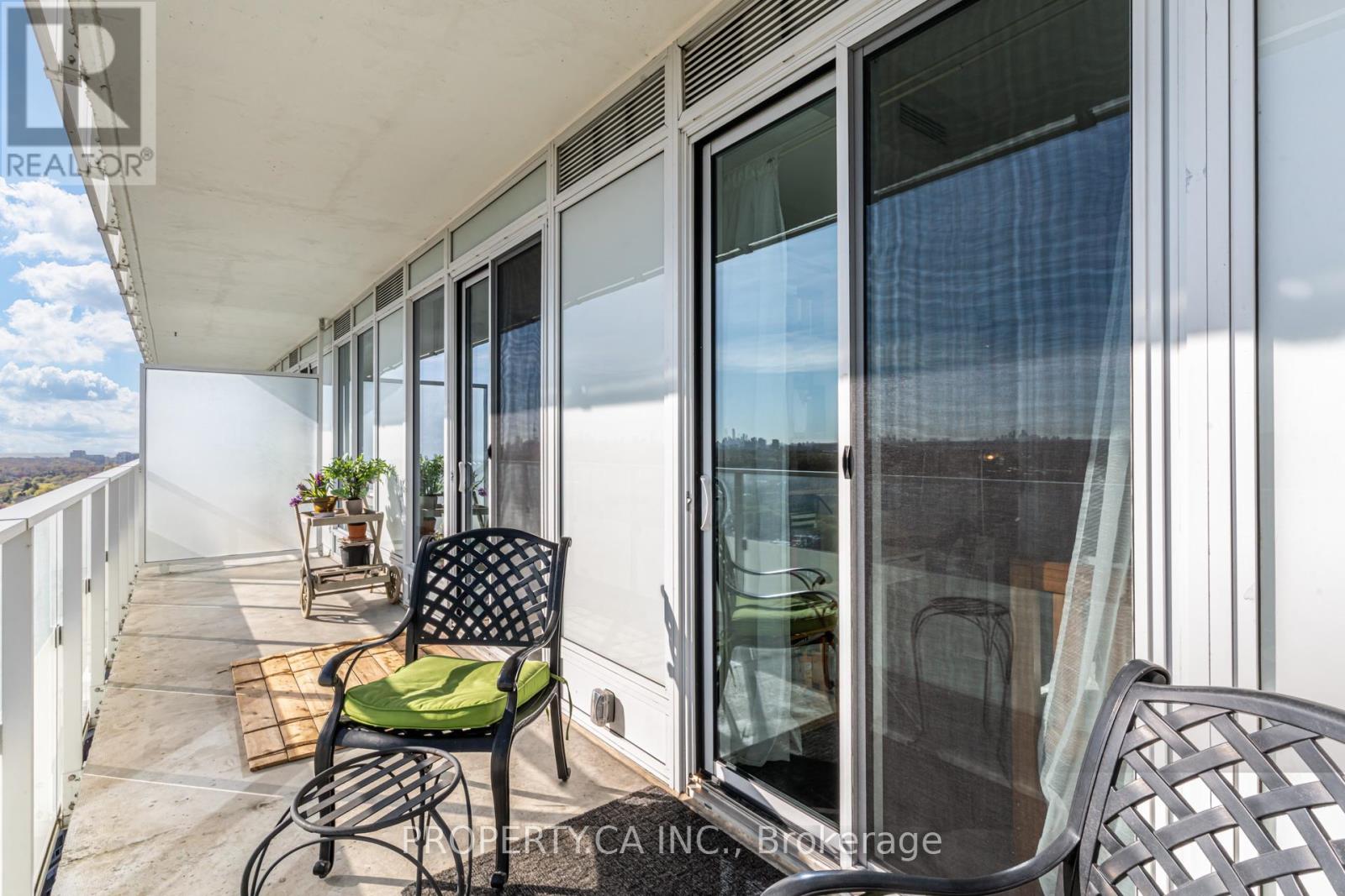 1406 - 20 Brin Drive, Toronto, Ontario  M8X 1Y6 - Photo 18 - W13175032