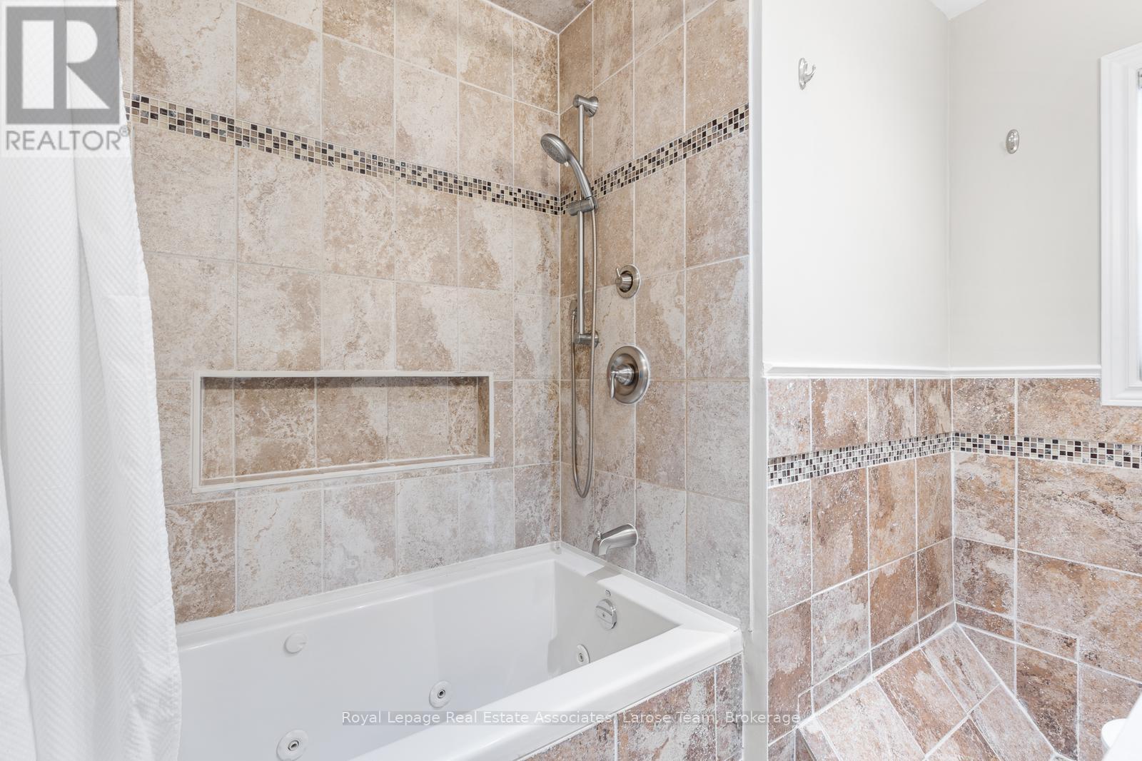 2176 Florian Road, Mississauga, Ontario  L5A 2M4 - Photo 19 - W13175034