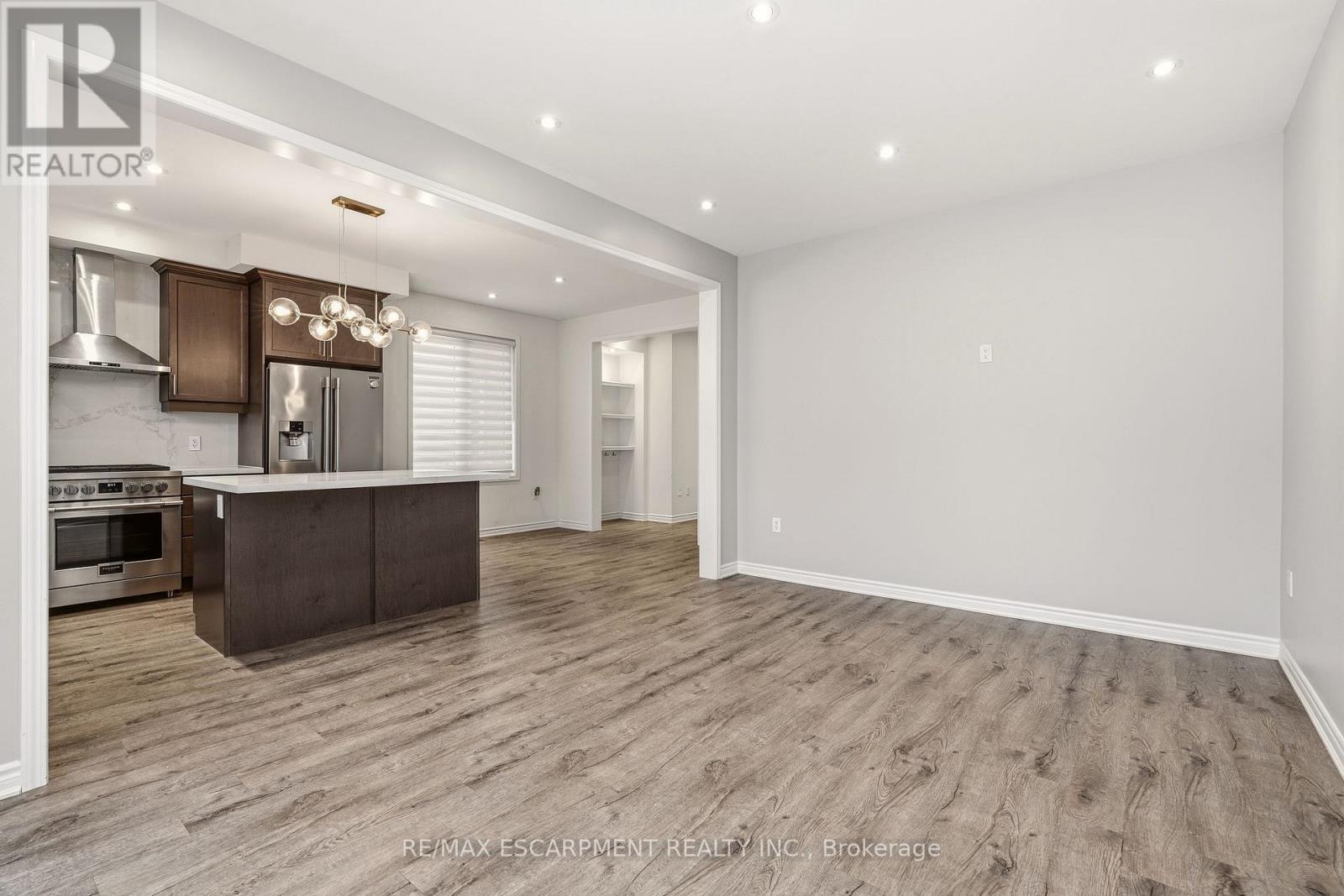 1364 Sycamore Garden, Milton, Ontario  L9E 1R3 - Photo 16 - W13175164