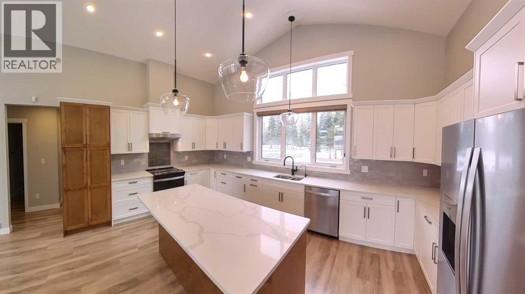 112 Meadow Ponds Drive, Rural Clearwater County, Alberta  T4T 2A2 - Photo 8 - A2293261