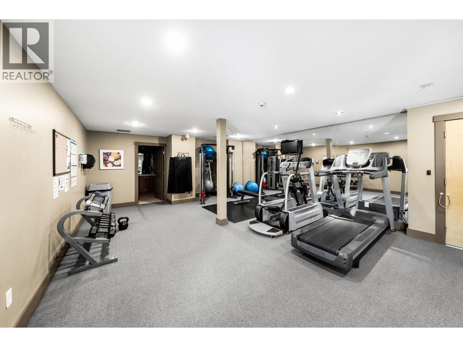 412 2601 Whiteley Court, North Vancouver, British Columbia  V7J 2R7 - Photo 34 - R3127974