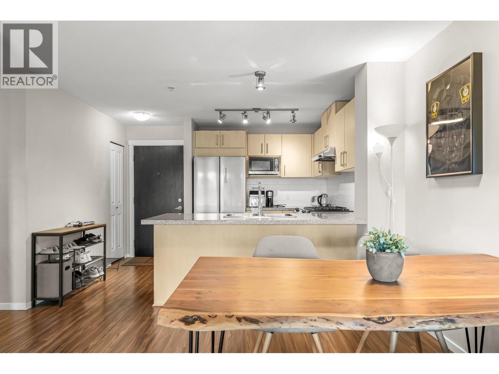 307 3178 Dayanee Springs Boulevard, Coquitlam, British Columbia  V3E 0B9 - Photo 11 - R3127981