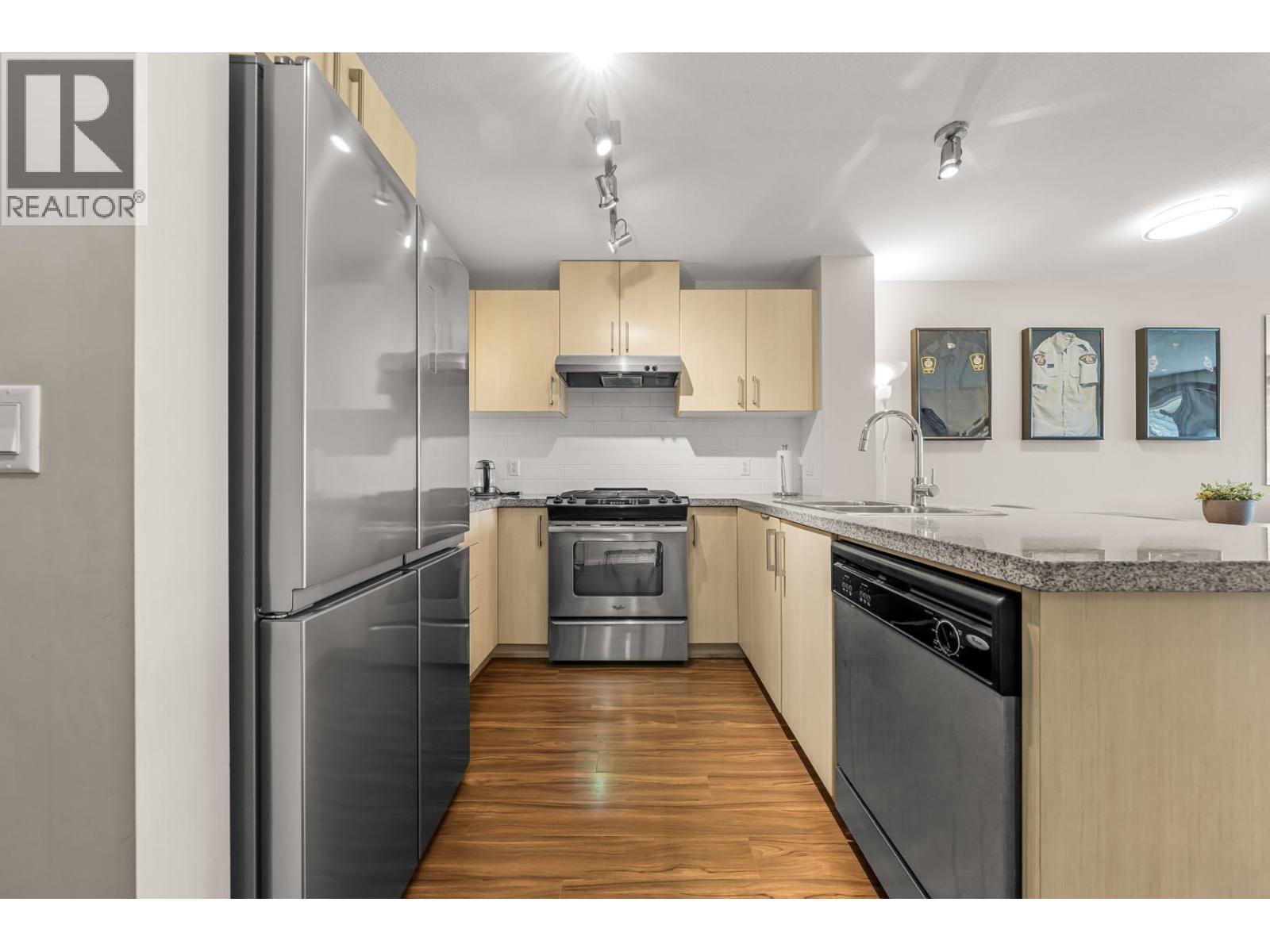 307 3178 Dayanee Springs Boulevard, Coquitlam, British Columbia  V3E 0B9 - Photo 8 - R3127981