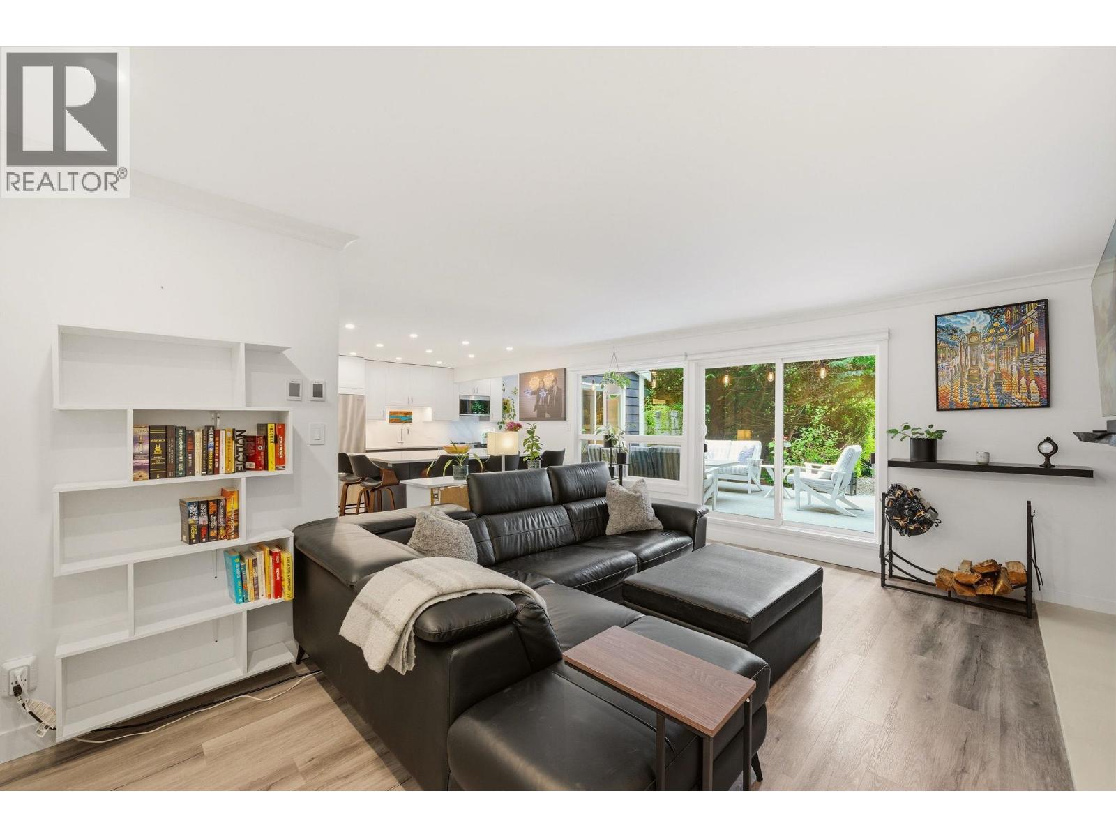 4 9151 Forest Grove Drive, Burnaby, British Columbia  V5A 3Z5 - Photo 8 - R3127982