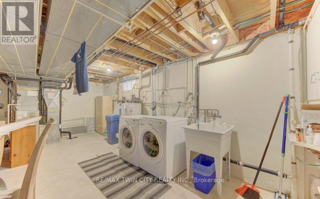 196 Lourdes Street, Waterloo, Ontario  N2L 1N7 - Photo 27 - X13174698
