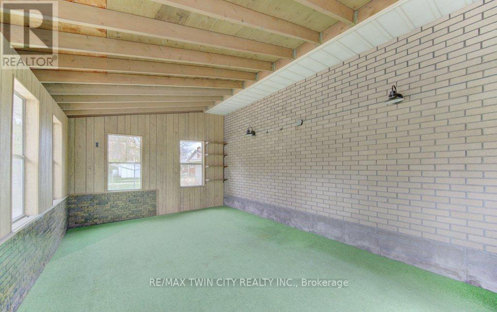 196 Lourdes Street, Waterloo, Ontario  N2L 1N7 - Photo 35 - X13174698