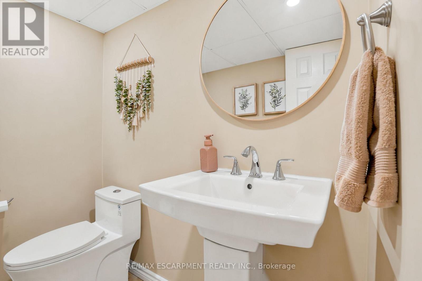 35 Gretna Court, Hamilton, Ontario  L9C 4V1 - Photo 26 - X13174724