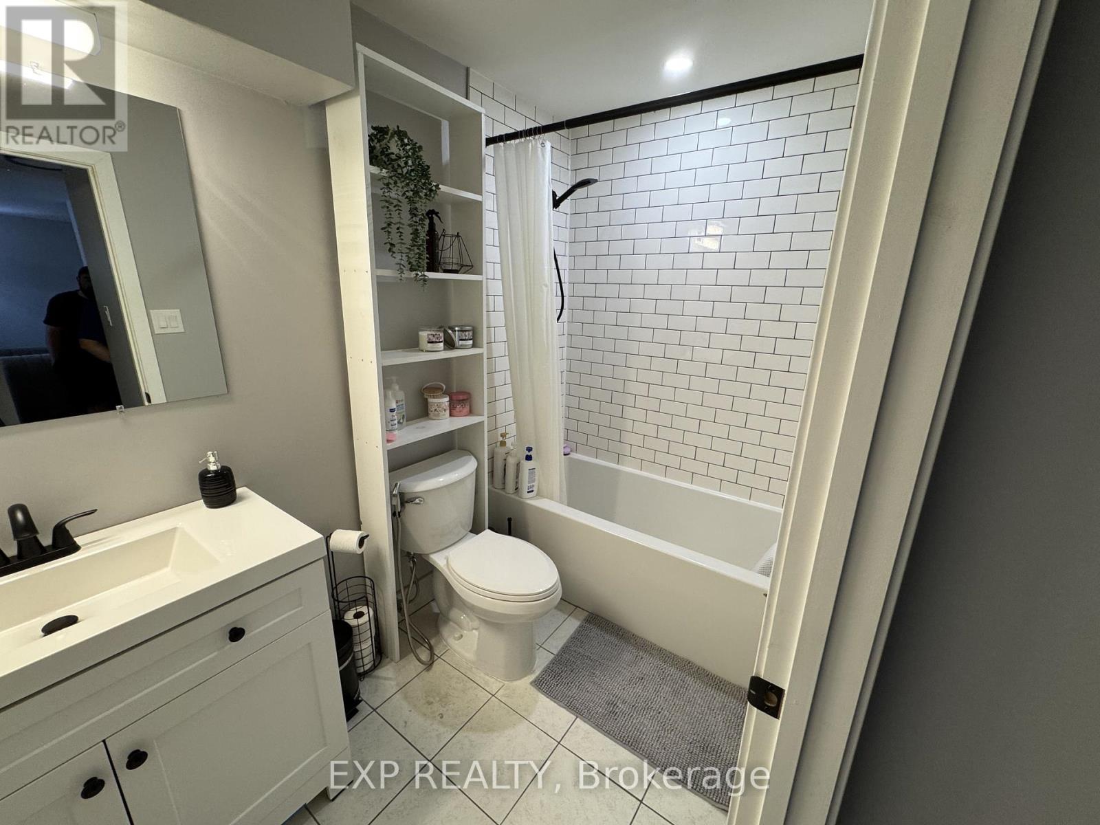 60 - 136 Conway Drive, London South, Ontario  N6E 3N1 - Photo 11 - X13174832