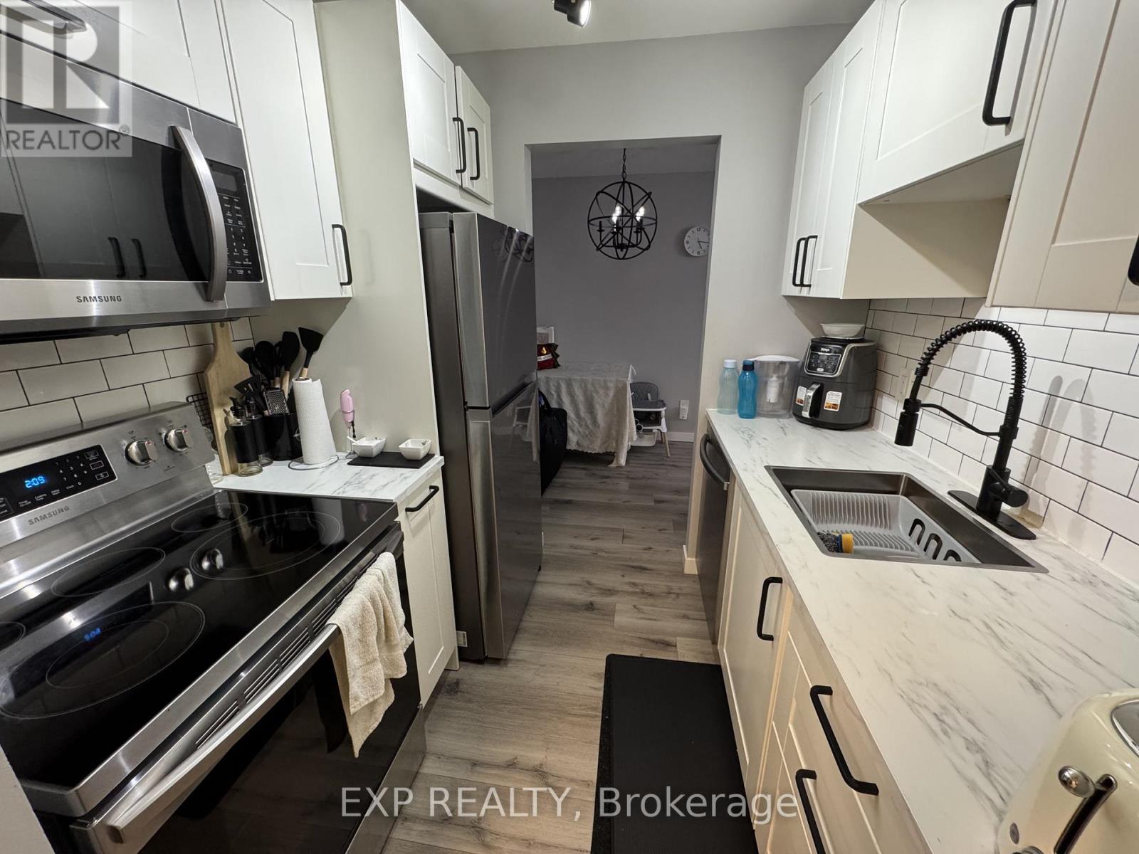 60 - 136 Conway Drive, London South, Ontario  N6E 3N1 - Photo 5 - X13174832