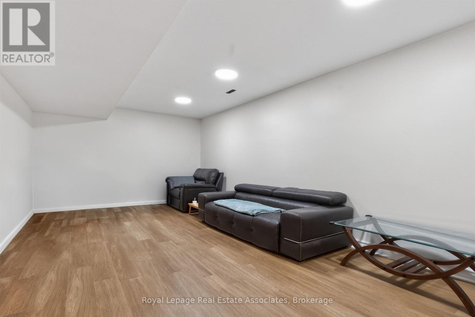 382 Nelles Road N, Grimsby, Ontario  L3M 2Z9 - Photo 37 - X13174876