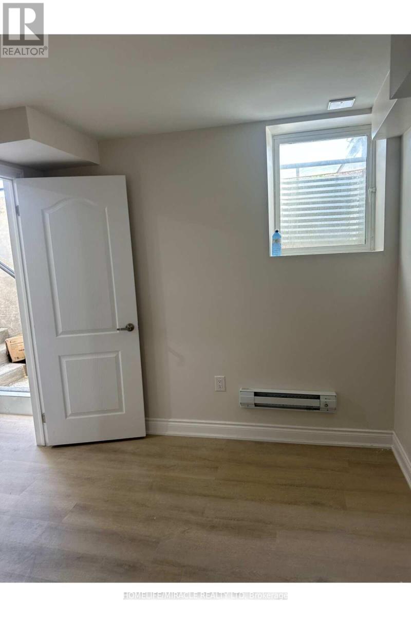 Lower - 170 Gillespie Drive, Brantford, Ontario  N3T 0Y4 - Photo 2 - X13175144