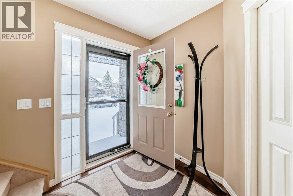 41 Kincora Drive NW, Calgary, Alberta  T3R 1L2 - Photo 2 - A2296531