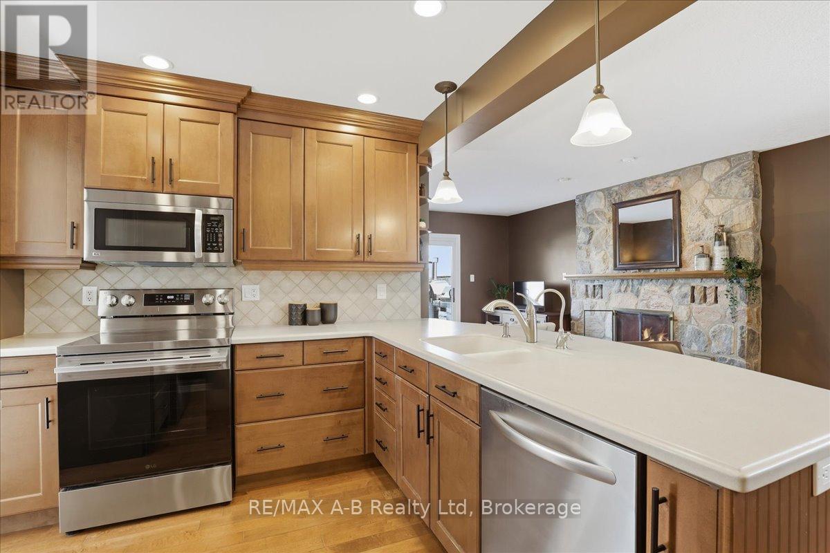 90 Waddell Street, Stratford, Ontario  N5A 6K4 - Photo 17 - X13175274