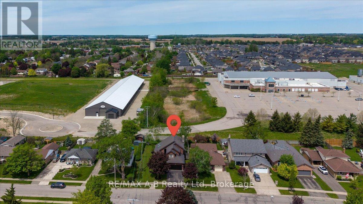 90 Waddell Street, Stratford, Ontario  N5A 6K4 - Photo 43 - X13175274