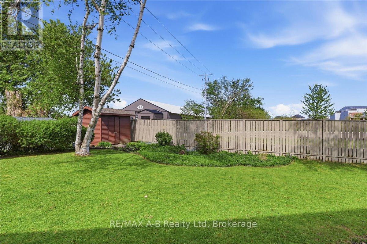 90 Waddell Street, Stratford, Ontario  N5A 6K4 - Photo 8 - X13175274