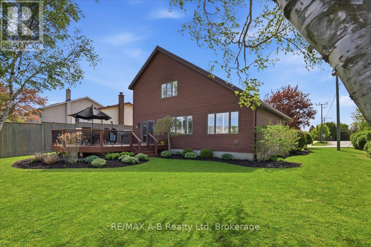 90 Waddell Street, Stratford, Ontario  N5A 6K4 - Photo 9 - X13175274