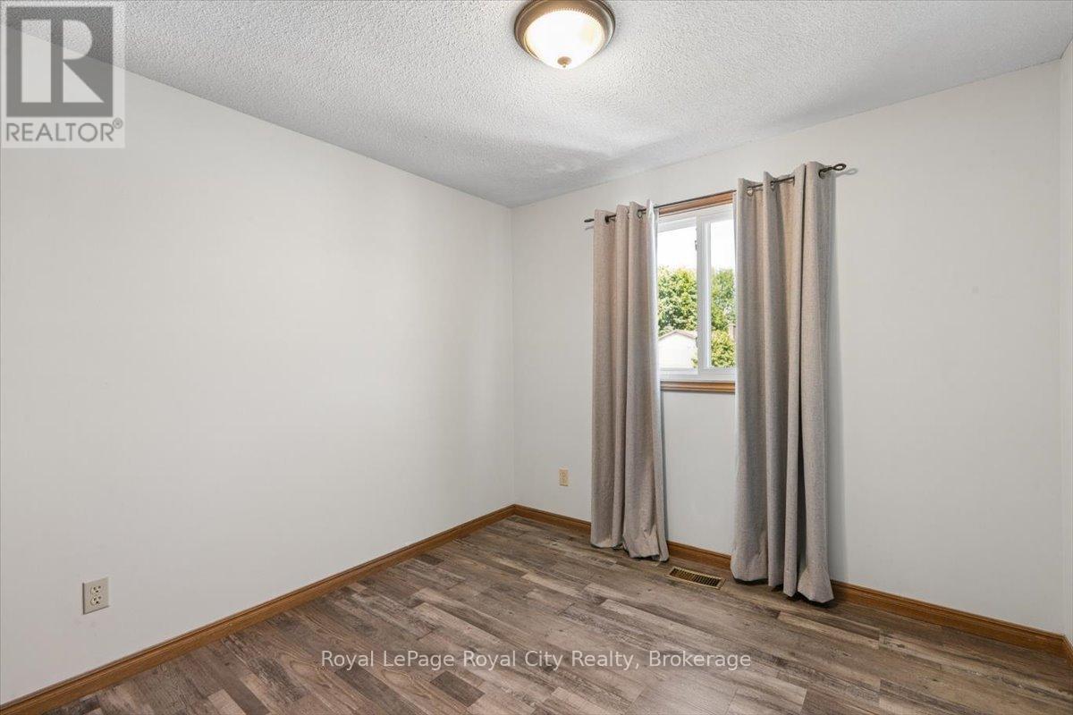 4 Smart Street, Guelph (Kortright West), Ontario  N1G 4K9 - Photo 27 - X13175292