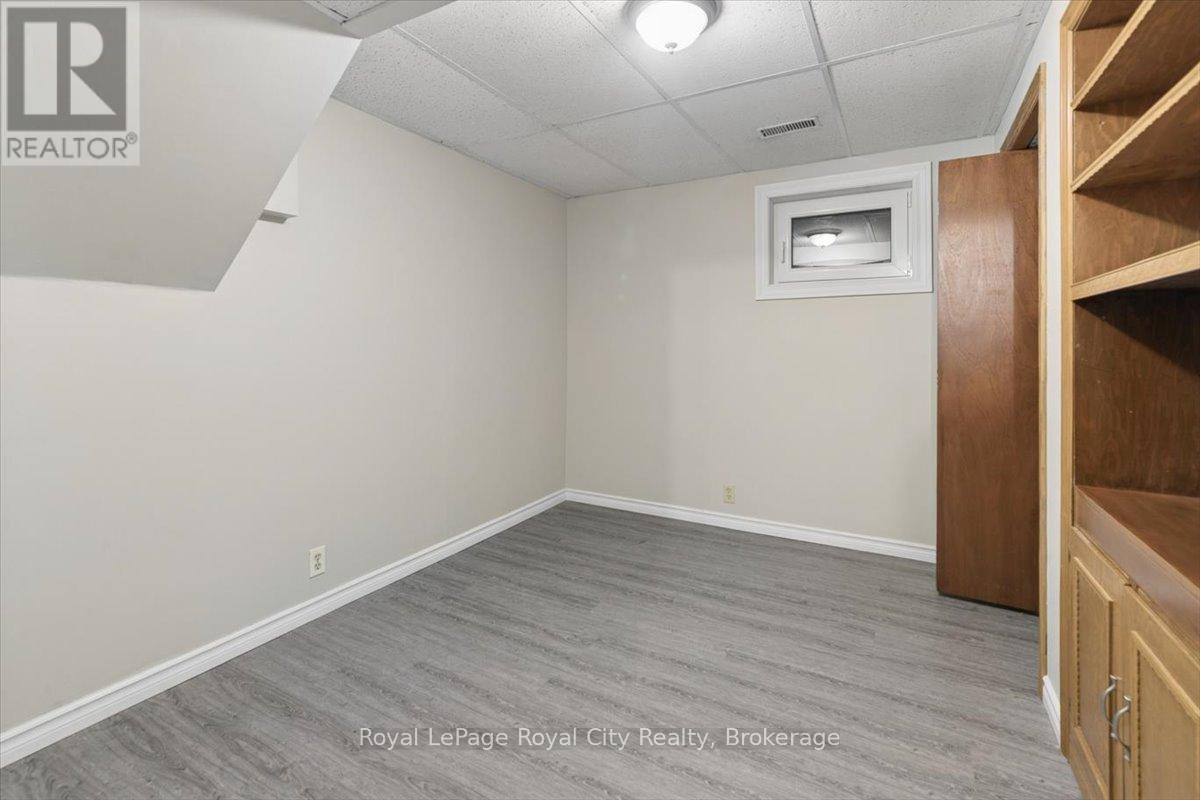 4 Smart Street, Guelph (Kortright West), Ontario  N1G 4K9 - Photo 29 - X13175292