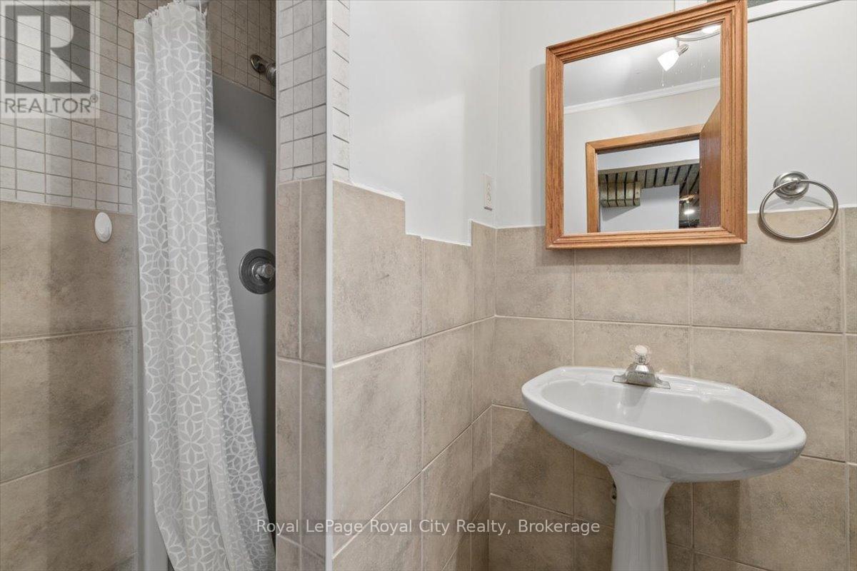 4 Smart Street, Guelph (Kortright West), Ontario  N1G 4K9 - Photo 33 - X13175292