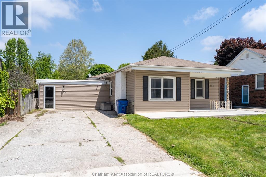 363 Lacroix Street, Chatham, Ontario  N7M 2W4 - Photo 1 - 26012165