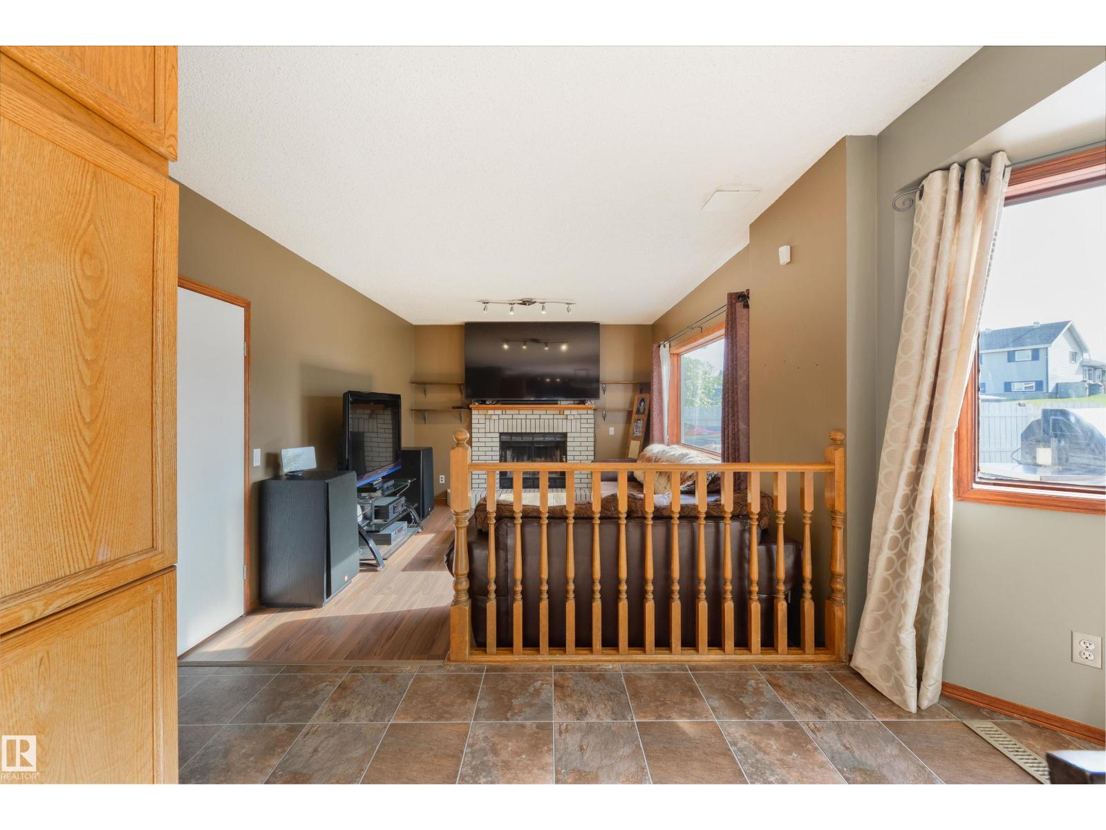 4012 44 Av, Stony Plain, Alberta  T7Z 1K3 - Photo 13 - E4489992