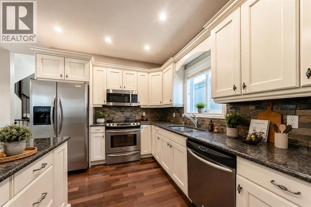 1444 40 Street Sw, Calgary, Alberta  T3C 1W7 - Photo 9 - A2303492