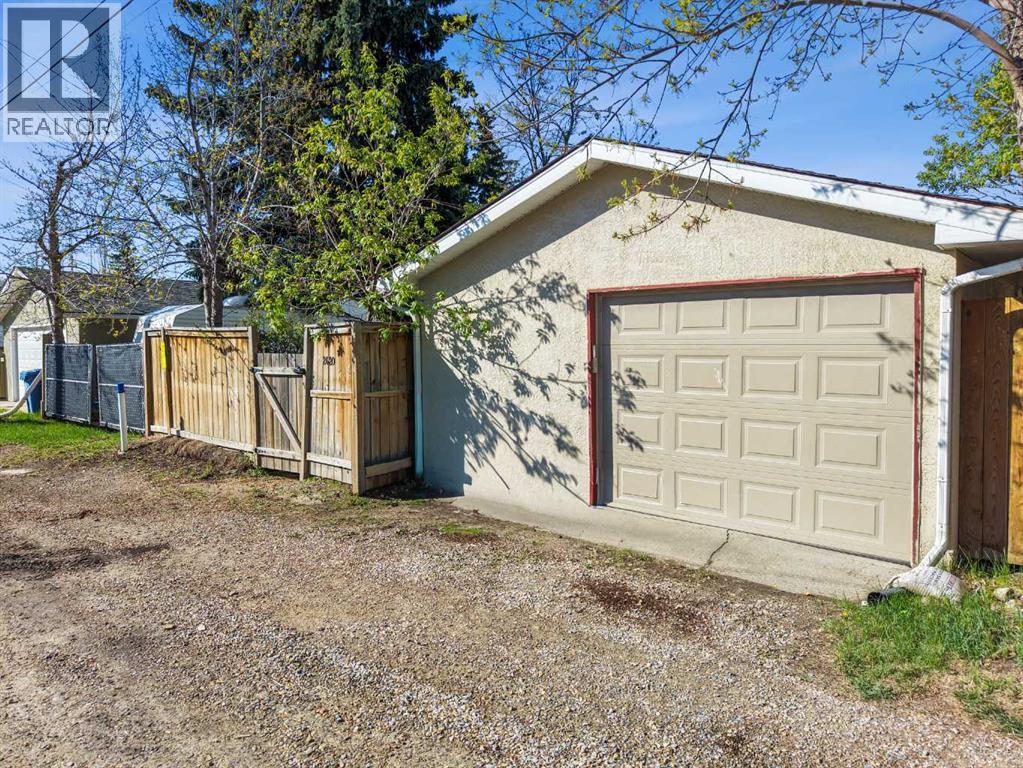 2420 Langriville Drive SW, Calgary, Alberta  T3E 5G8 - Photo 42 - A2312635