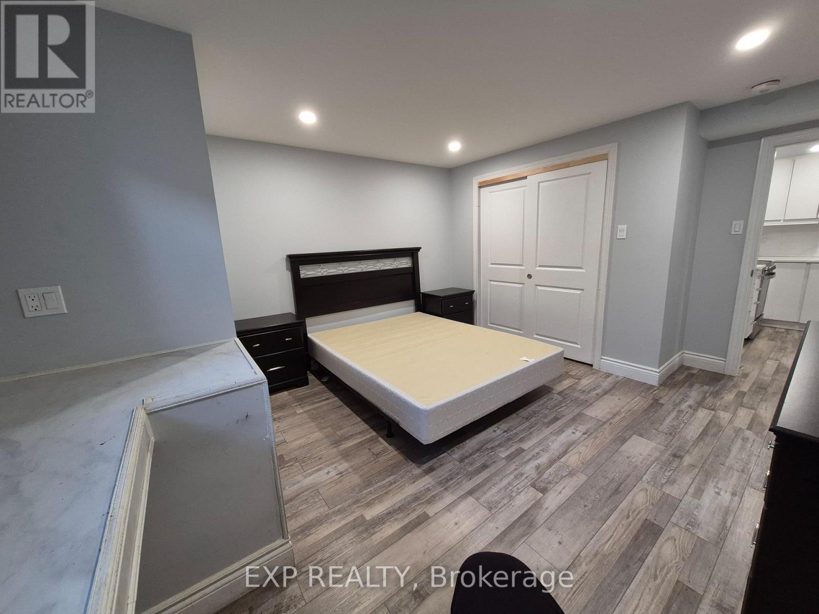 708 Perseus Avenue, Ottawa, Ontario  K2J 6V8 - Photo 12 - X13175230
