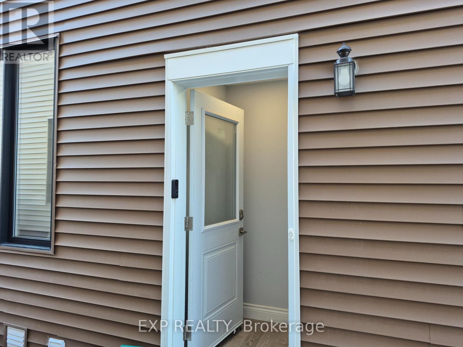708 Perseus Avenue, Ottawa, Ontario  K2J 6V8 - Photo 3 - X13175230