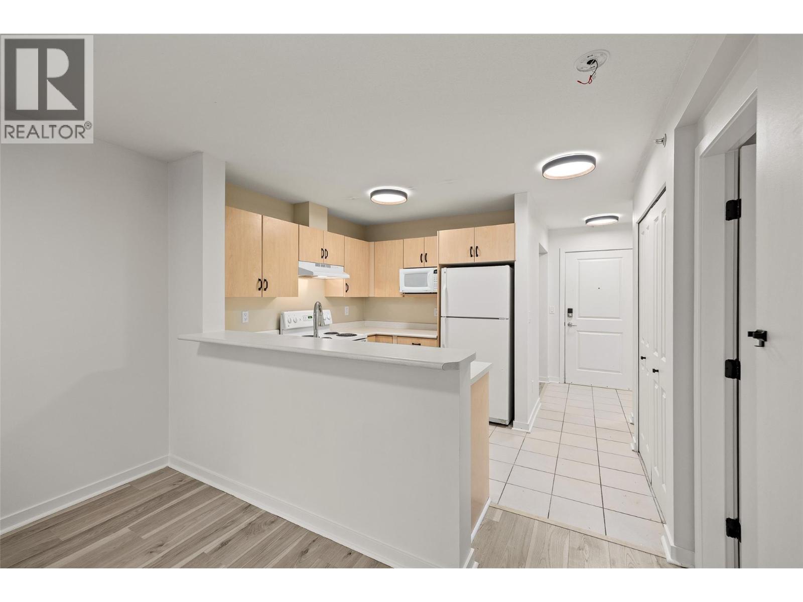 555 Yates Road Unit# 410, Kelowna, British Columbia  V1V 2V2 - Photo 5 - 10376297
