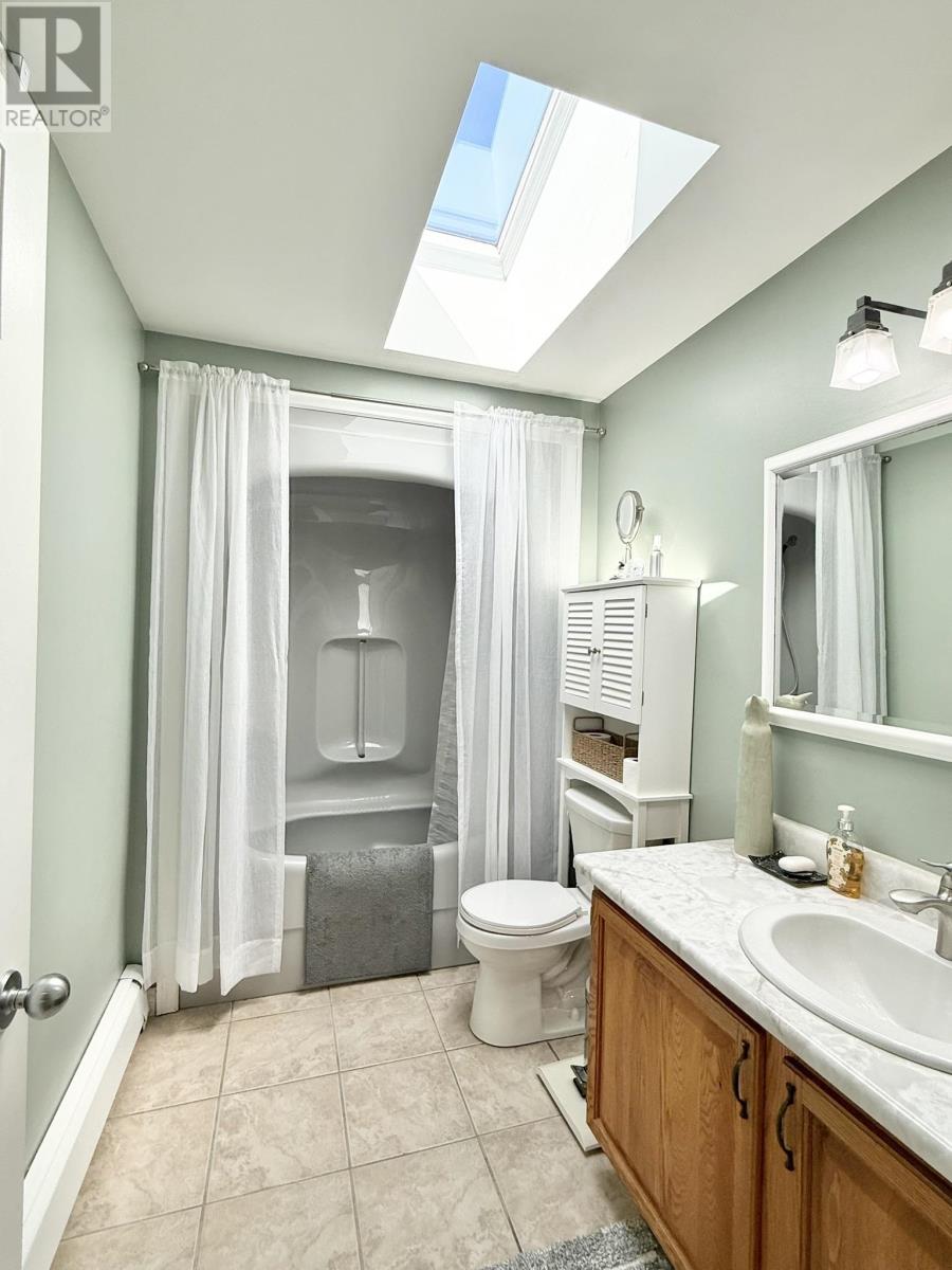 280 Westridge Crescent, Charlottetown, Prince Edward Island  C1A 8Z1 - Photo 32 - 202612193