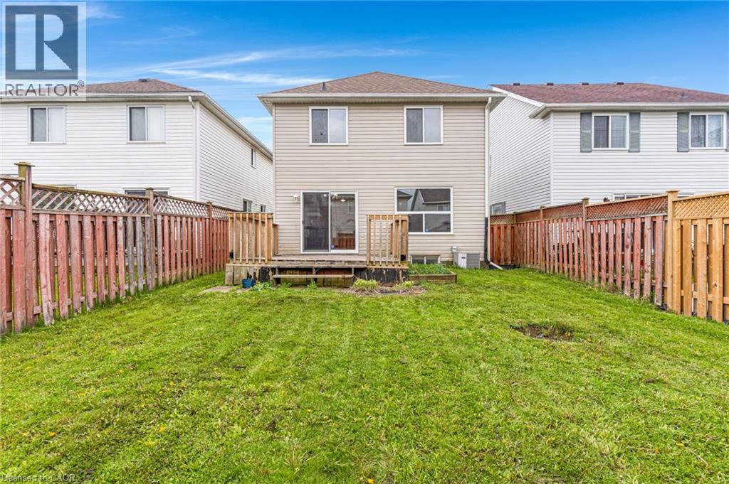 359 Highbrook Crescent, Kitchener, Ontario  N2E 3P5 - Photo 36 - 40833712