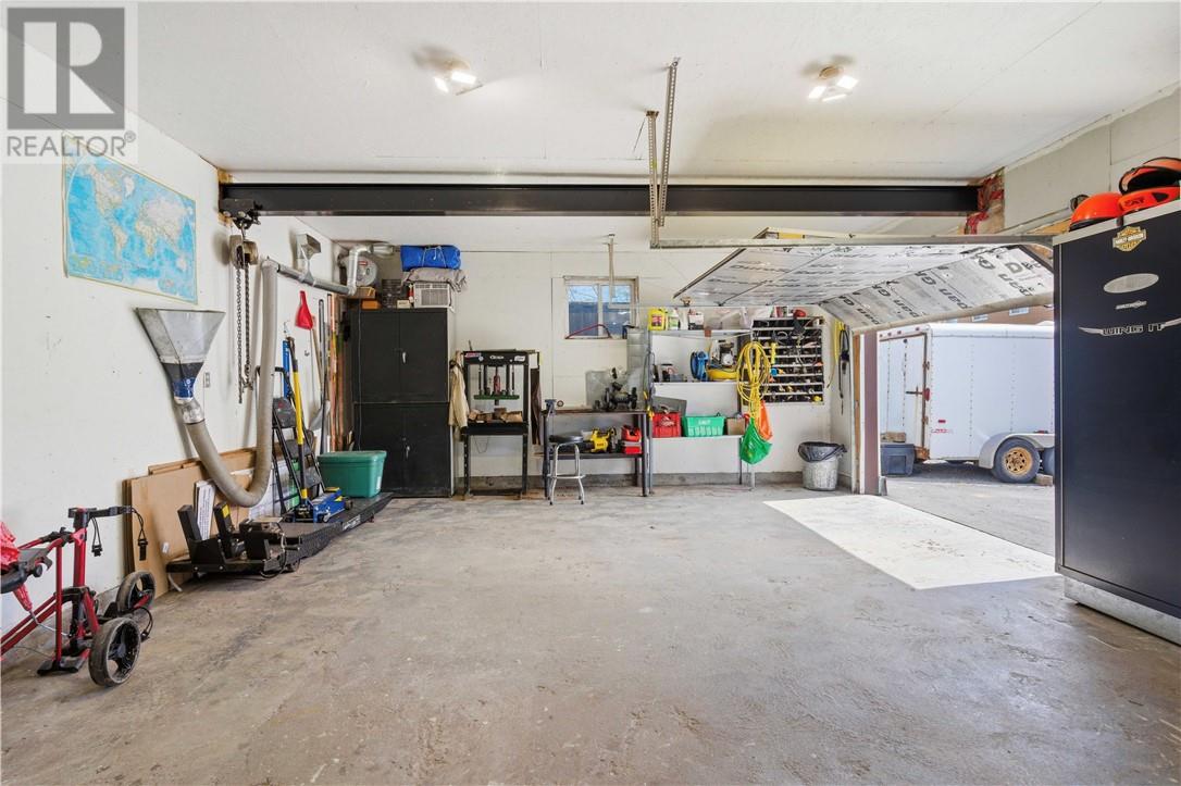 95 O'donaghue Drive, Garson, Ontario  P3L 1E2 - Photo 4 - 2128044