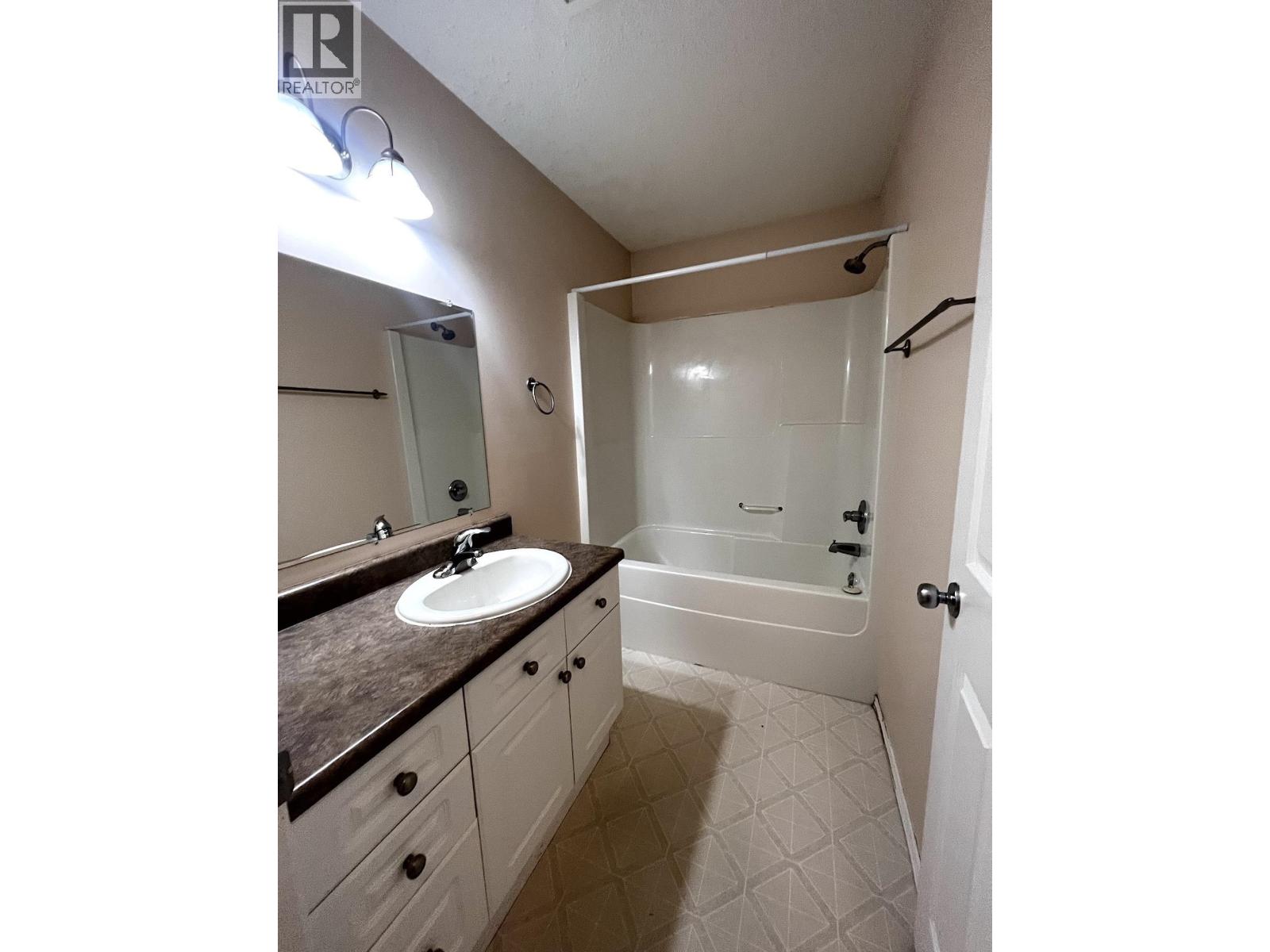 8723-8725 79a Street, Fort St. John, British Columbia  V1J 6W8 - Photo 8 - R3101819