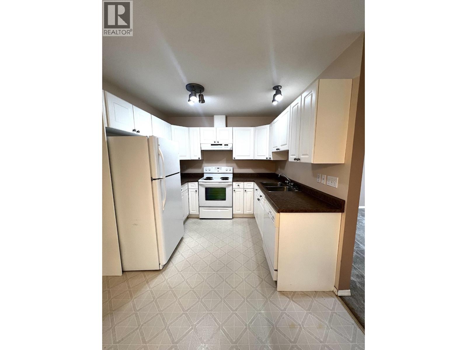 8723-8725 79a Street, Fort St. John, British Columbia  V1J 6W8 - Photo 6 - R3101819