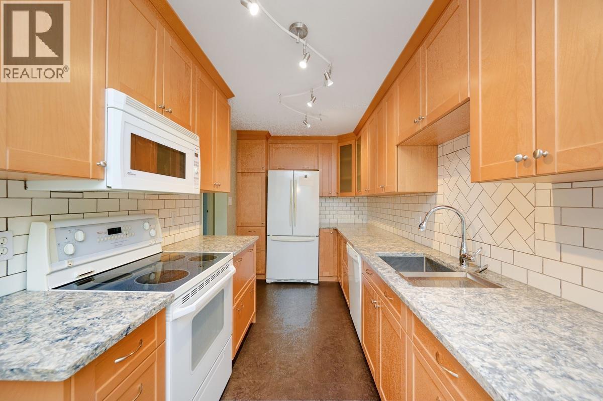 109 9202 Horne Street, Burnaby, British Columbia  V3N 4K2 - Photo 2 - R3127210
