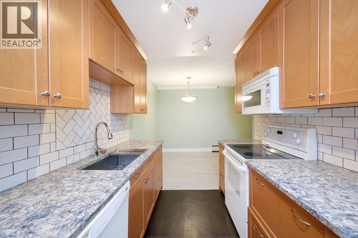 109 9202 Horne Street, Burnaby, British Columbia  V3N 4K2 - Photo 3 - R3127210