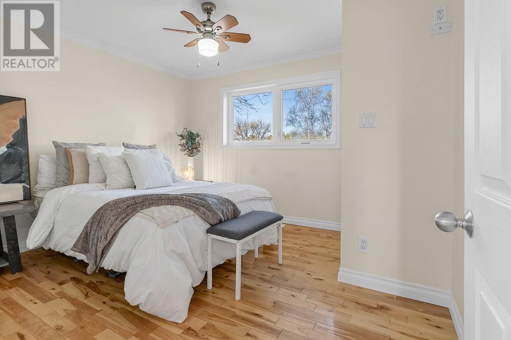 2206 Laurentian, Val Caron, Ontario  P3N 1L8 - Photo 11 - 2128061