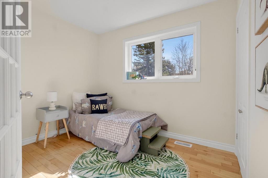 2206 Laurentian, Val Caron, Ontario  P3N 1L8 - Photo 14 - 2128061