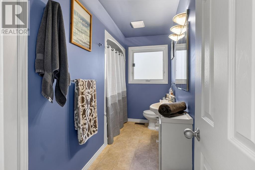 2206 Laurentian, Val Caron, Ontario  P3N 1L8 - Photo 17 - 2128061