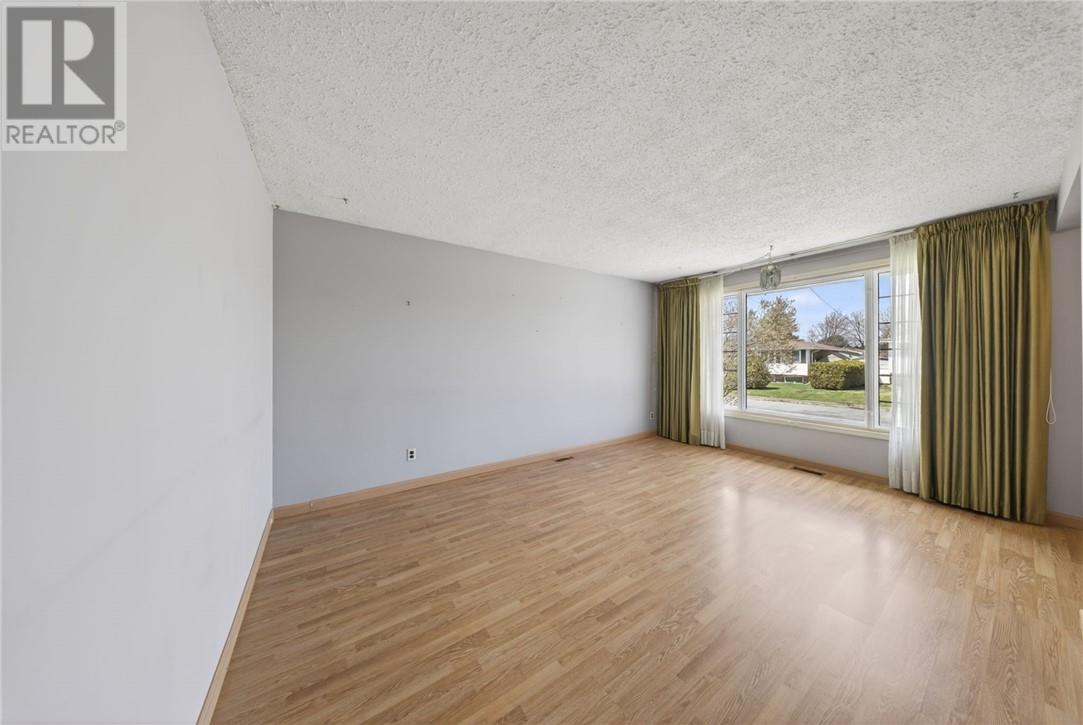 35 Falcon Crescent, Chelmsford, Ontario  P0M 1L0 - Photo 13 - 2128031