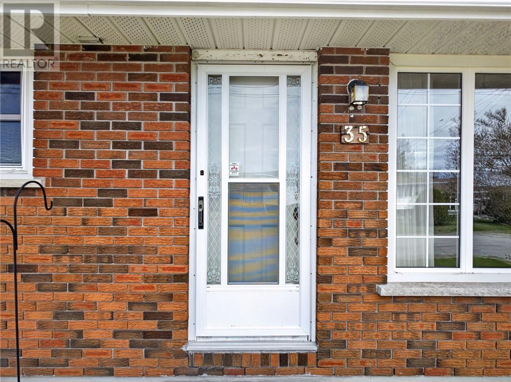 35 Falcon Crescent, Chelmsford, Ontario  P0M 1L0 - Photo 6 - 2128031