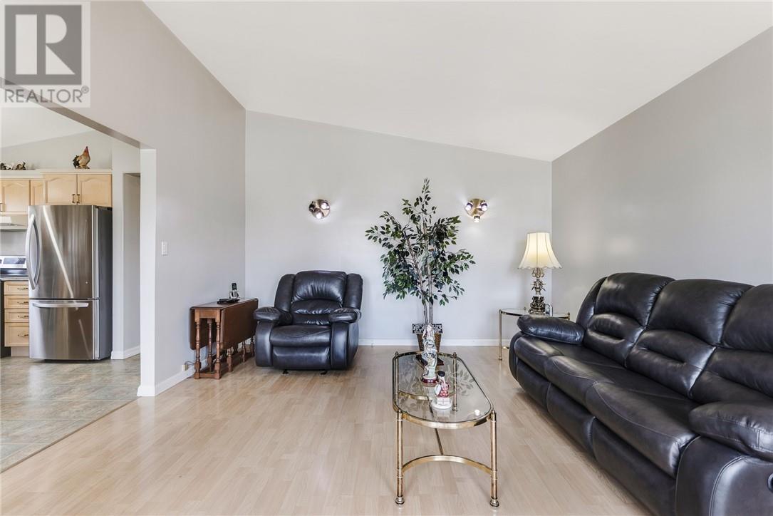 2337 Emily Street, Sudbury, Ontario P3A 2K9 - Photo 8 - 2127984
