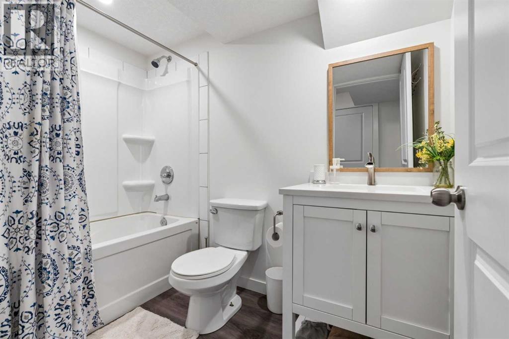 108 Sage Bank Crescent NW, Calgary, Alberta  T3R 0J2 - Photo 32 - A2313249