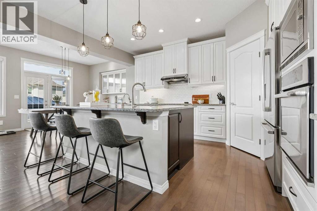 108 Sage Bank Crescent NW, Calgary, Alberta  T3R 0J2 - Photo 5 - A2313249