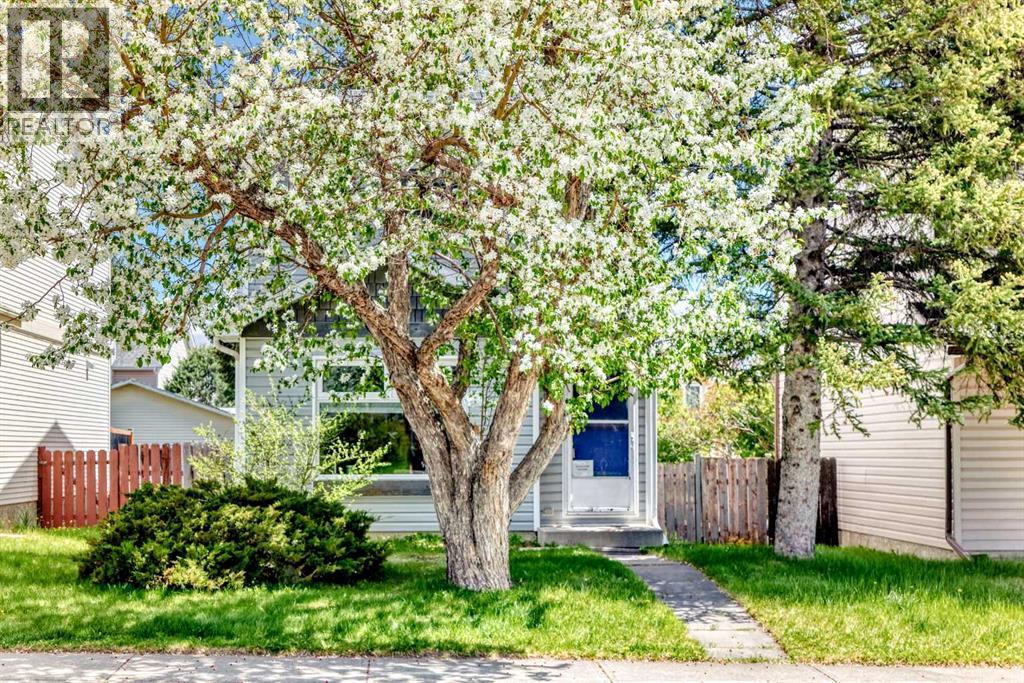 48 Millcrest Way SW, Calgary, Alberta  T2Y 2J4 - Photo 2 - A2313662