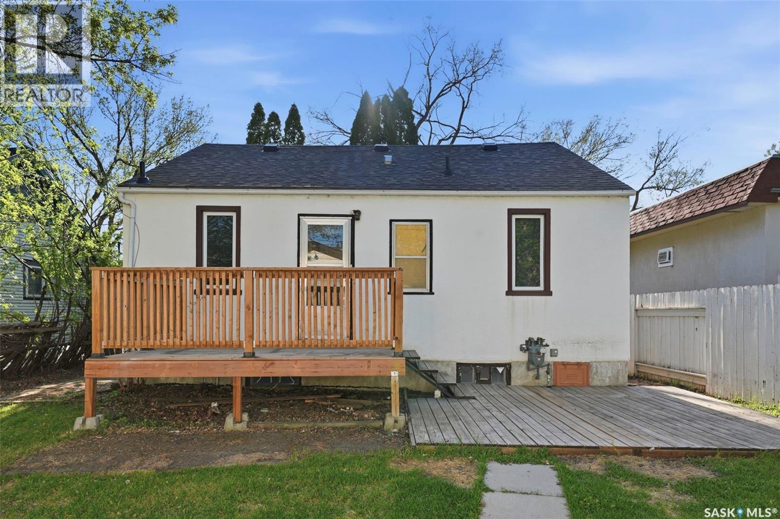 1917 Lorne Avenue, Saskatoon, Saskatchewan  S7J 0R2 - Photo 25 - SK037137